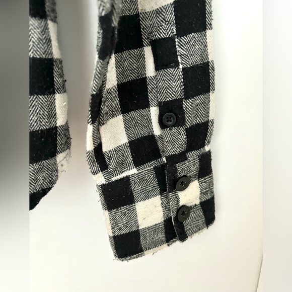 Molokai Surf White and Black Plaid Flannel Shirt | Size S - Picture 4 of 5